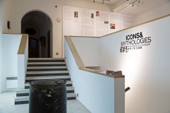 Icons and Mythologies: The Desire of Changes
